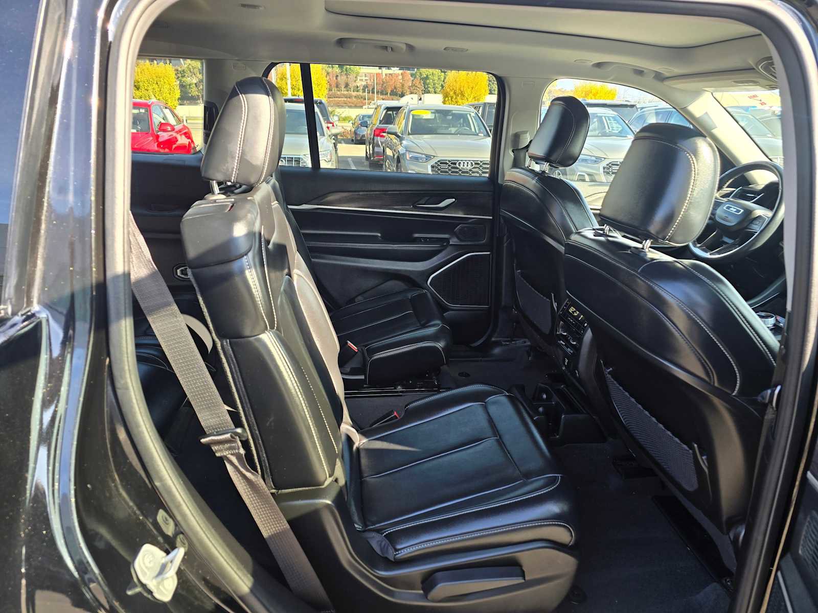 Used 2021 Jeep Grand Cherokee L Limited image 13