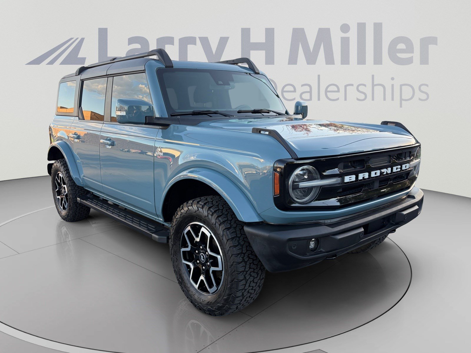 Used 2023 Ford Bronco Outer Banks AWD/4WD image 7