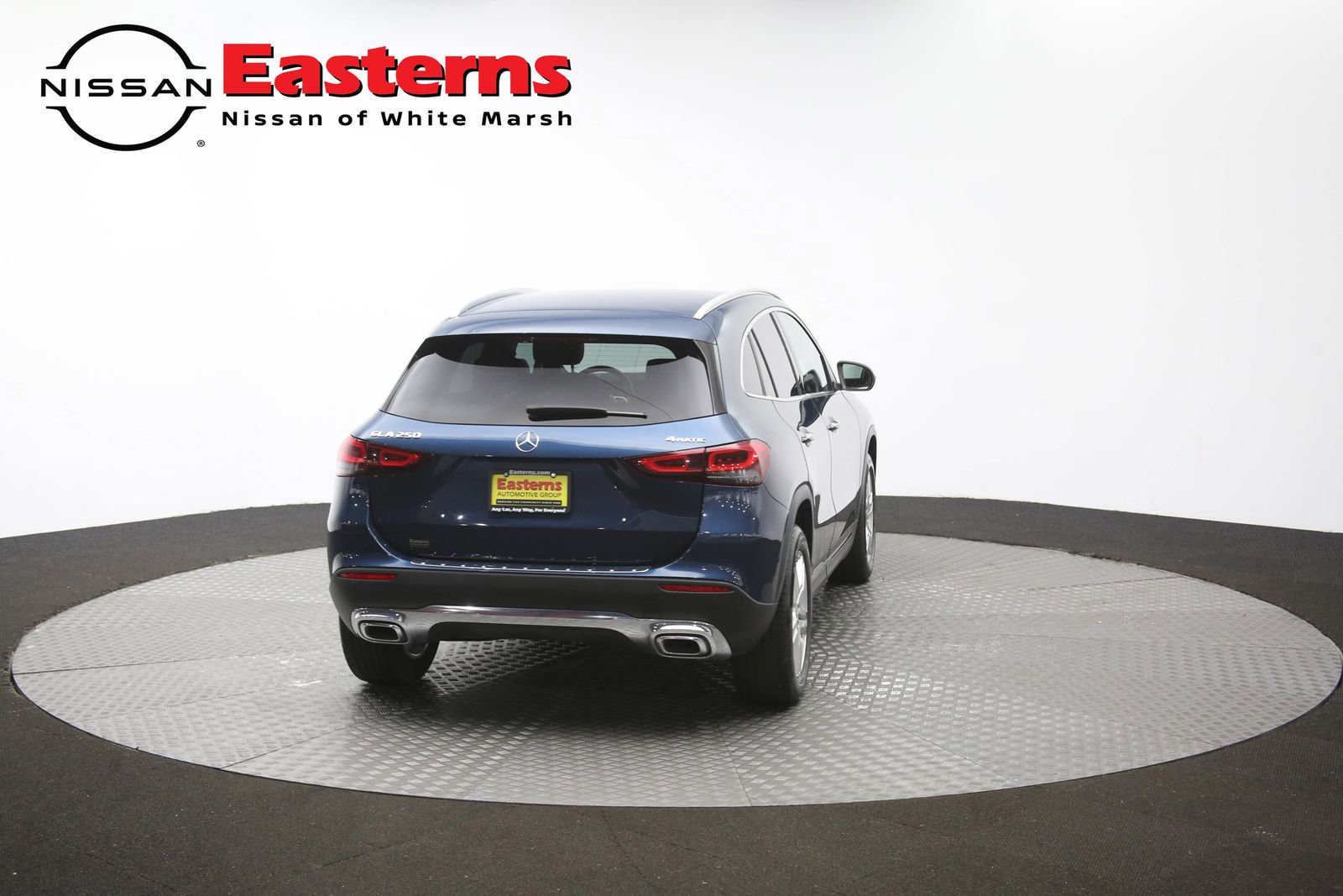 Used 2023 Mercedes-Benz GLA 250 4MATIC w/ Premium Package image 38