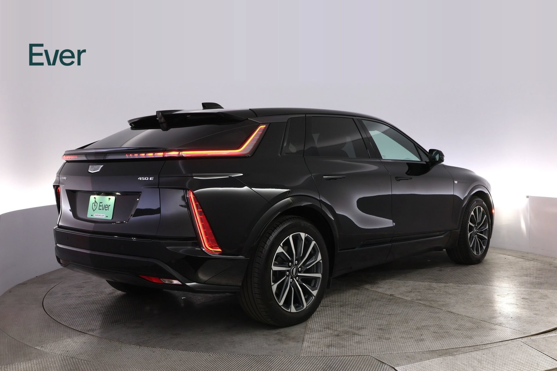 Used 2024 Cadillac Lyriq Sport RWD image 3