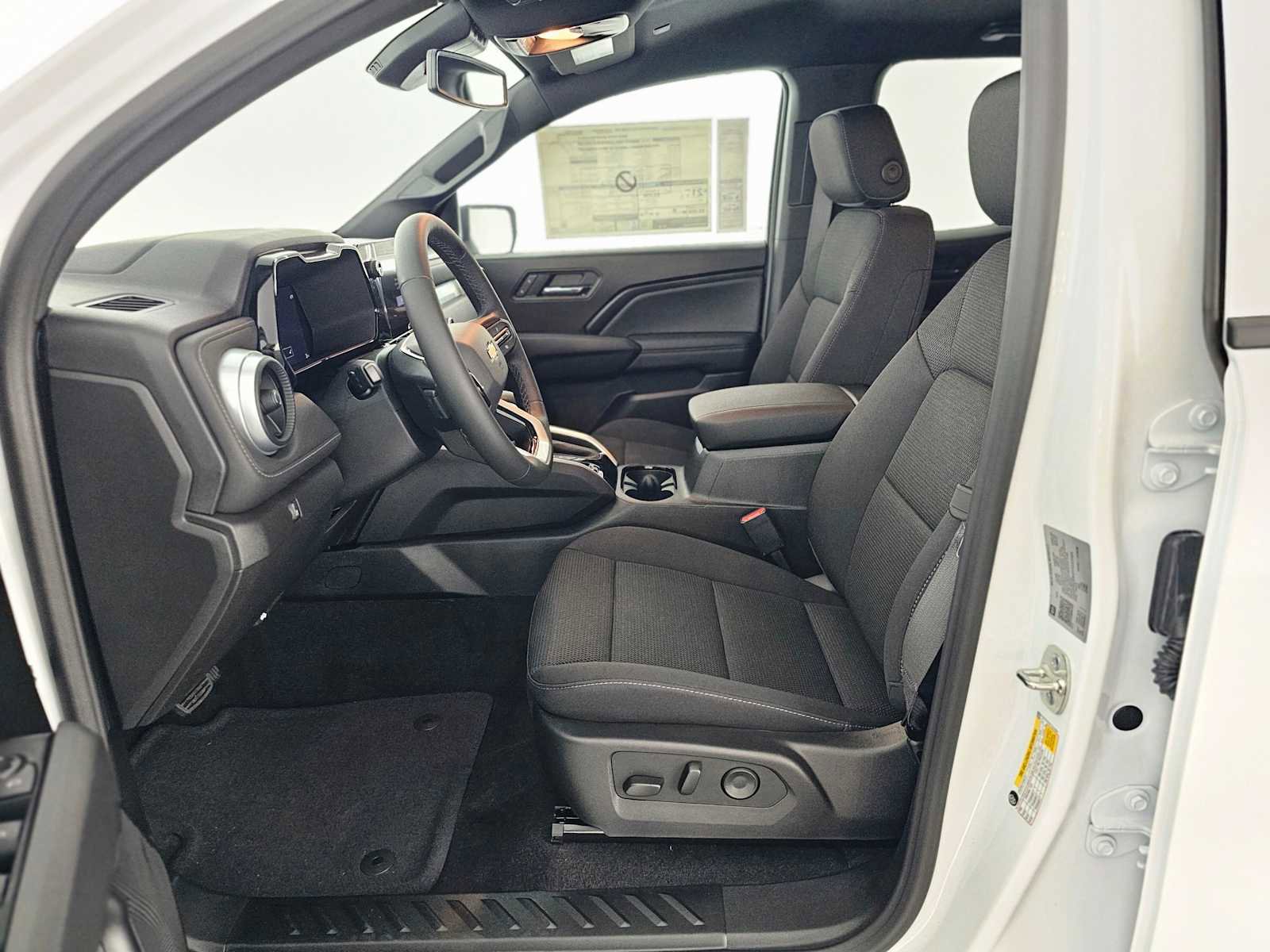 New 2026 Chevrolet Colorado LT image 20