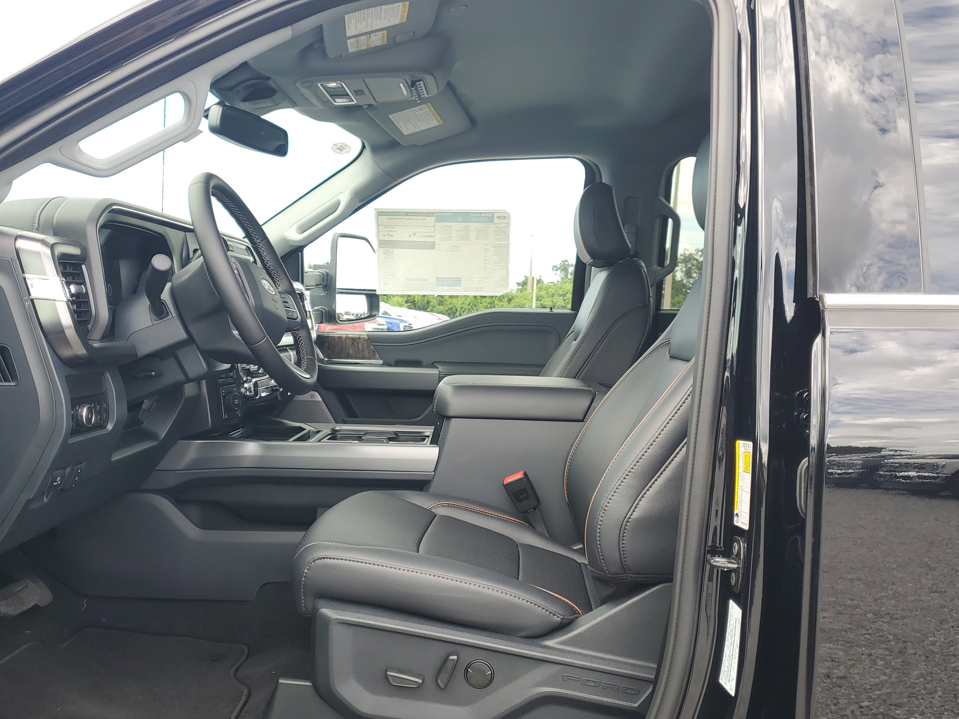 New 2026 Ford F250 Lariat w/ Chrome Package image 17