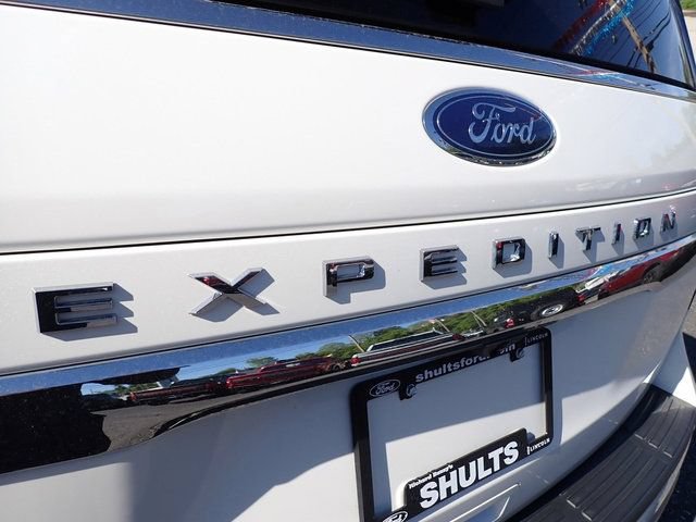Certified 2024 Ford Expedition Limited AWD/4WD image 5