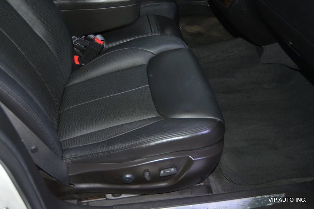 Used 2008 Cadillac DTS w/ Sun And Sound Package image 18