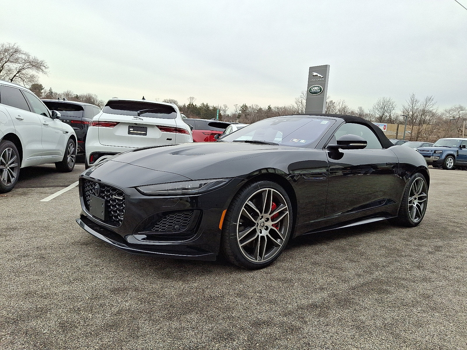 New 2024 Jaguar F-TYPE R-Dynamic image 3