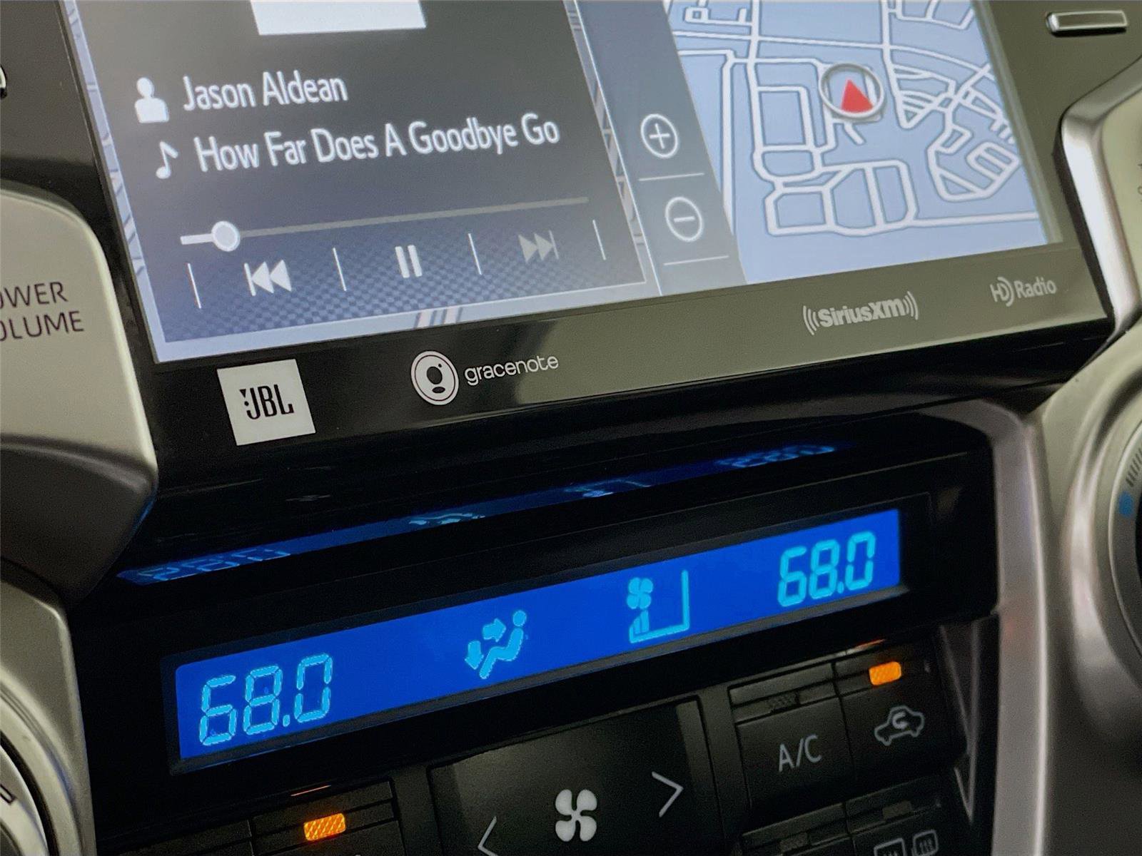 Used 2022 Toyota 4Runner Limited image 23