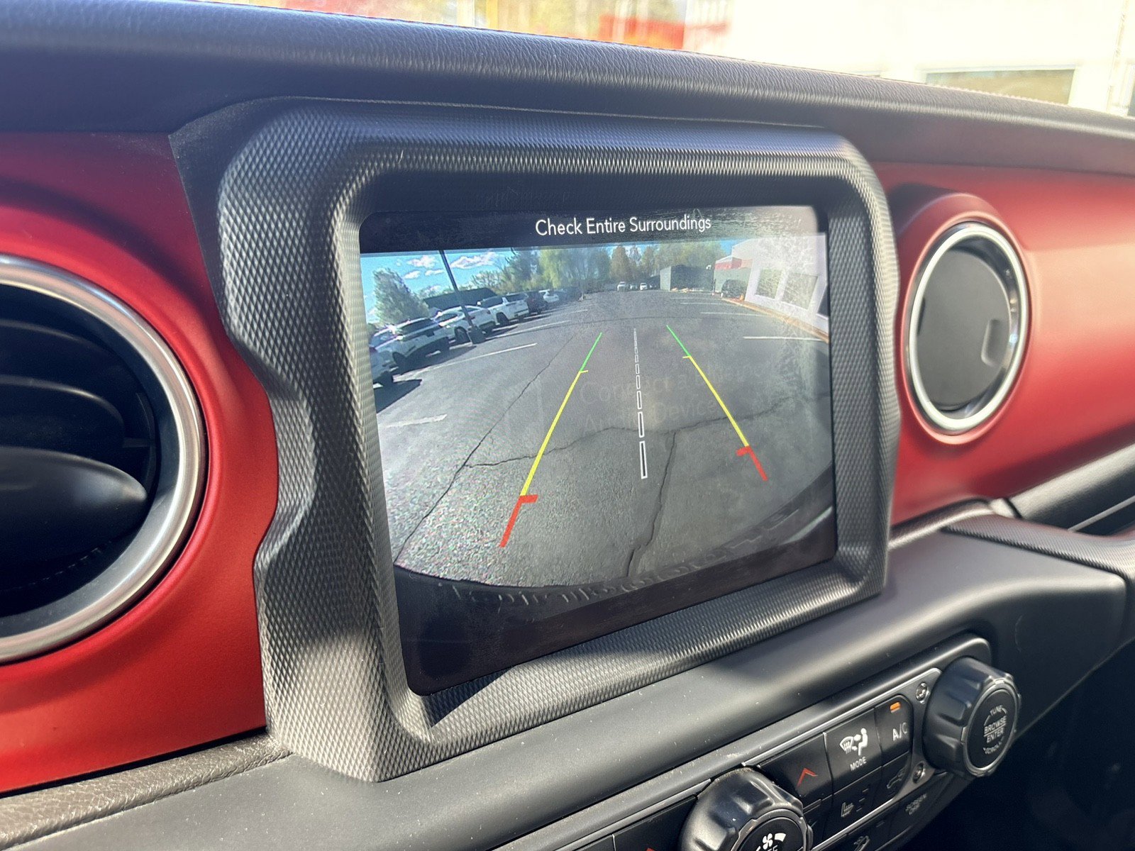 Used 2019 Jeep Wrangler Unlimited Rubicon AWD/4WD image 24