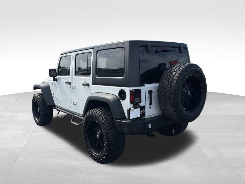 Used 2018 Jeep Wrangler Unlimited Sport S AWD/4WD image 5