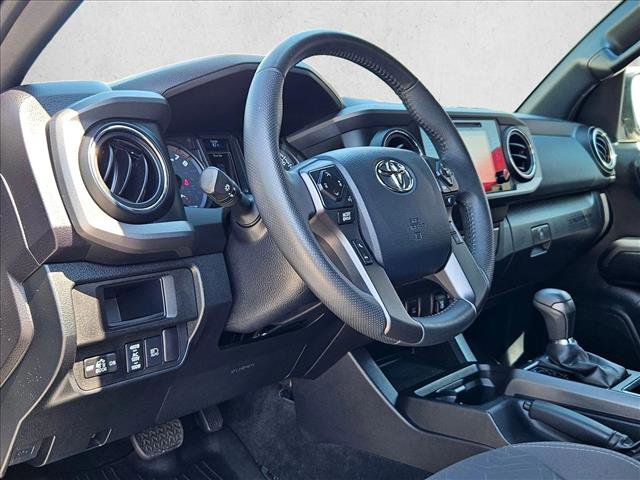 Used 2019 Toyota Tacoma TRD Off-Road image 10