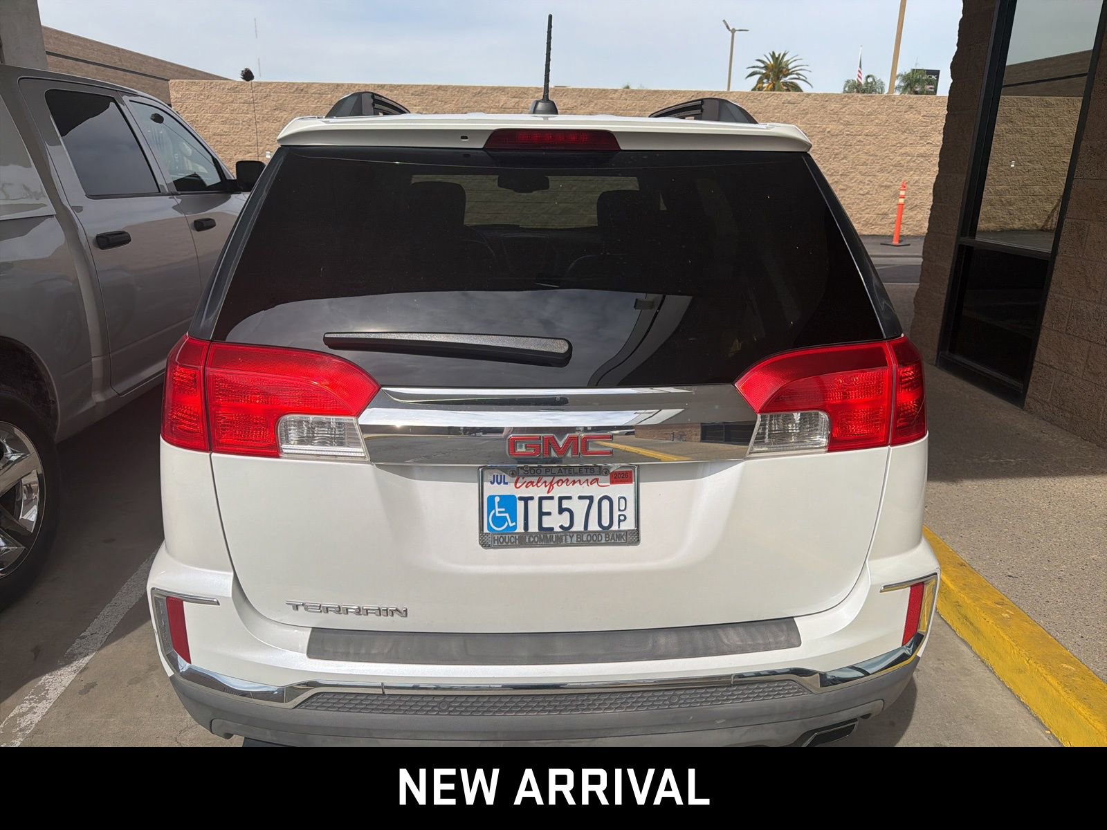 Used 2016 GMC Terrain SLT FWD image 5