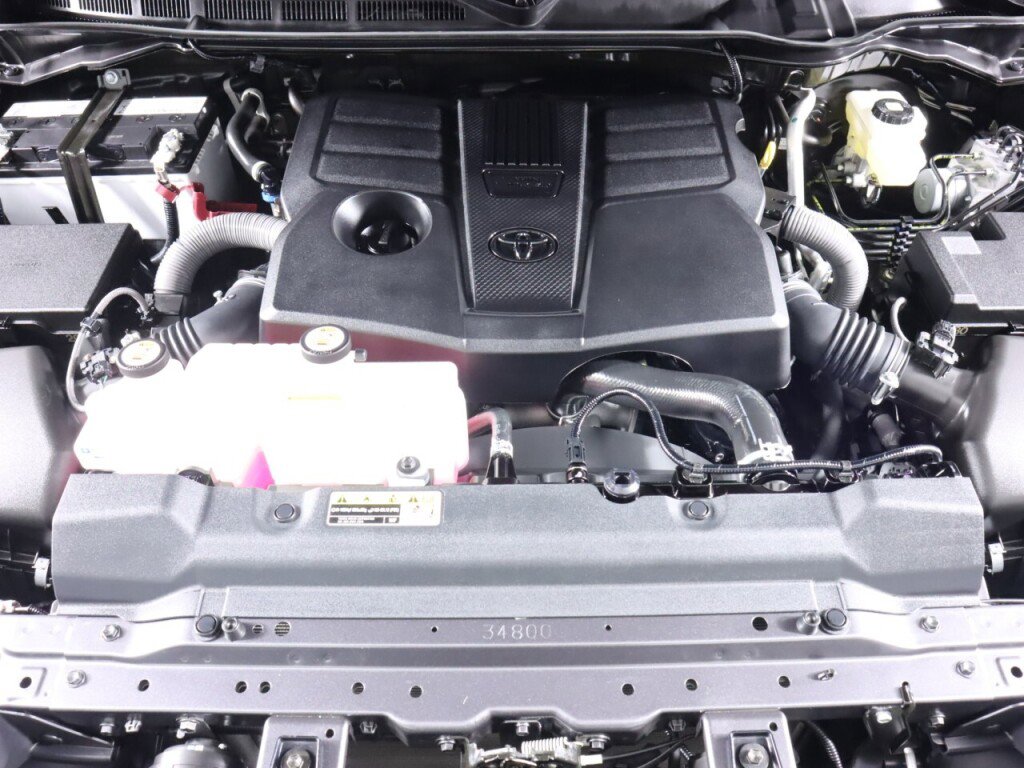 Used 2022 Toyota Tundra SR5 w/ TRD Off-Road Package AWD/4WD image 44