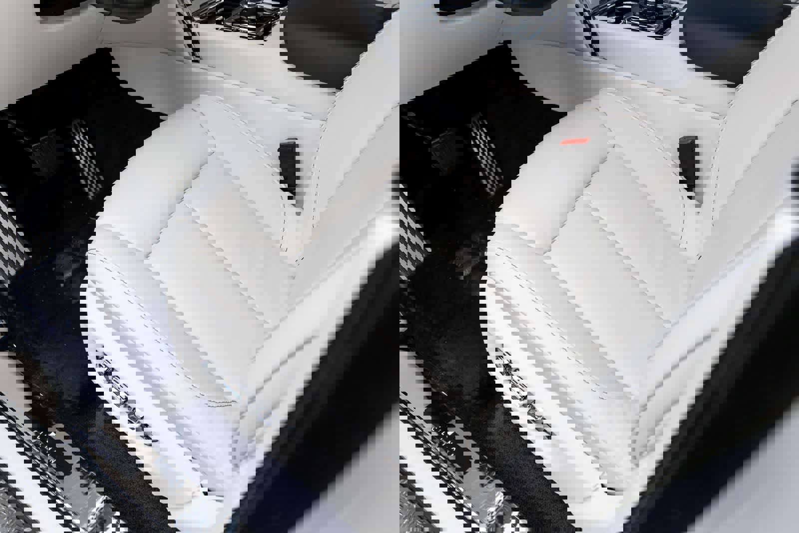 Used 2023 Rolls-Royce Cullinan w/ Cullinan Package image 33