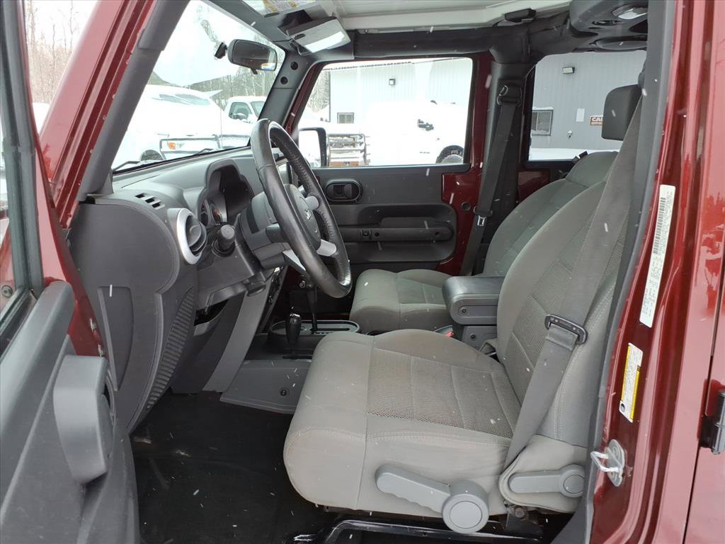 Used 2008 Jeep Wrangler Unlimited Sahara w/ Dual Top Group image 10
