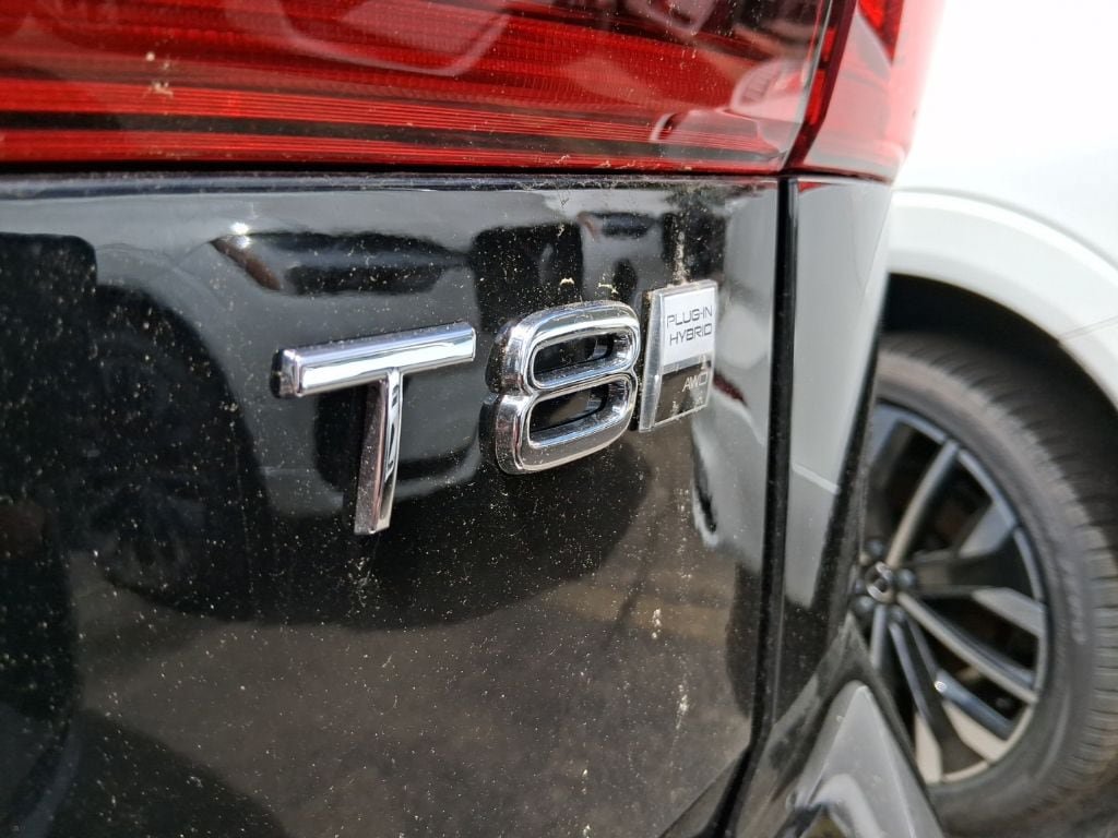 New 2026 Volvo XC60 T8 Plus w/ Protection Package Premier AWD/4WD image 8