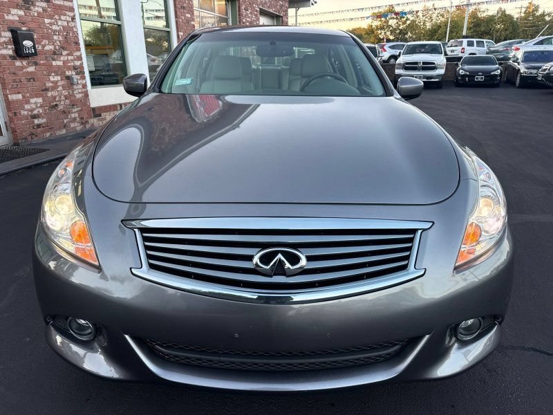 Used 2013 INFINITI G37 x Sedan w/ Premium Pkg AWD/4WD image 2