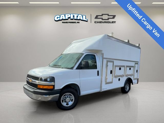 New 2025 Chevrolet Express 3500 w/ Power Convenience Package