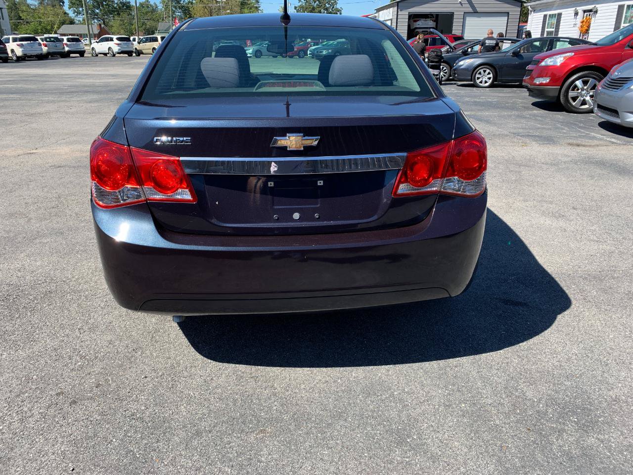 Used 2014 Chevrolet Cruze LS FWD image 4