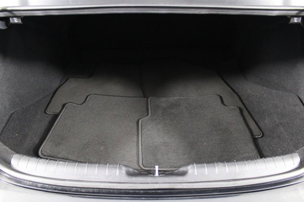 Certified 2023 Hyundai Elantra SEL image 17