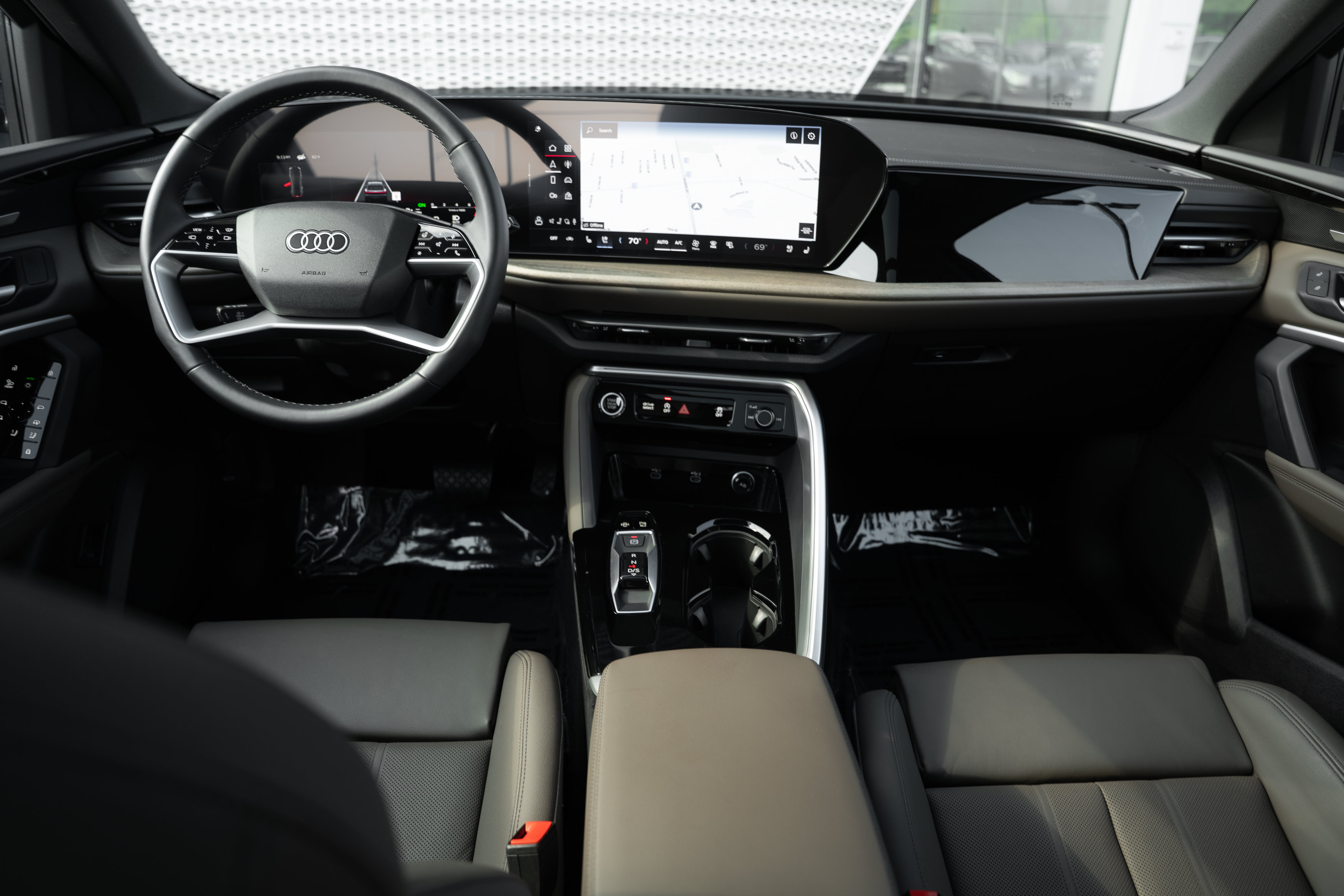 Certified 2025 Audi Q5 Premium w/ Premium Plus AWD/4WD image 8