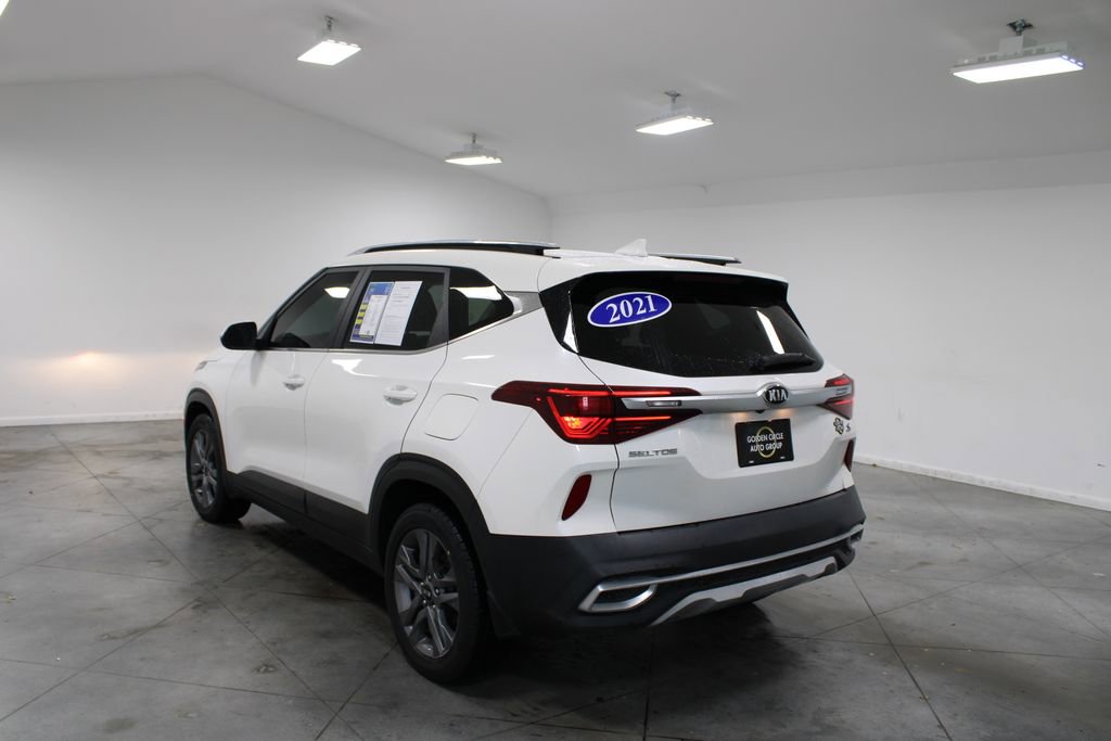 Used 2021 Kia Seltos S FWD image 7