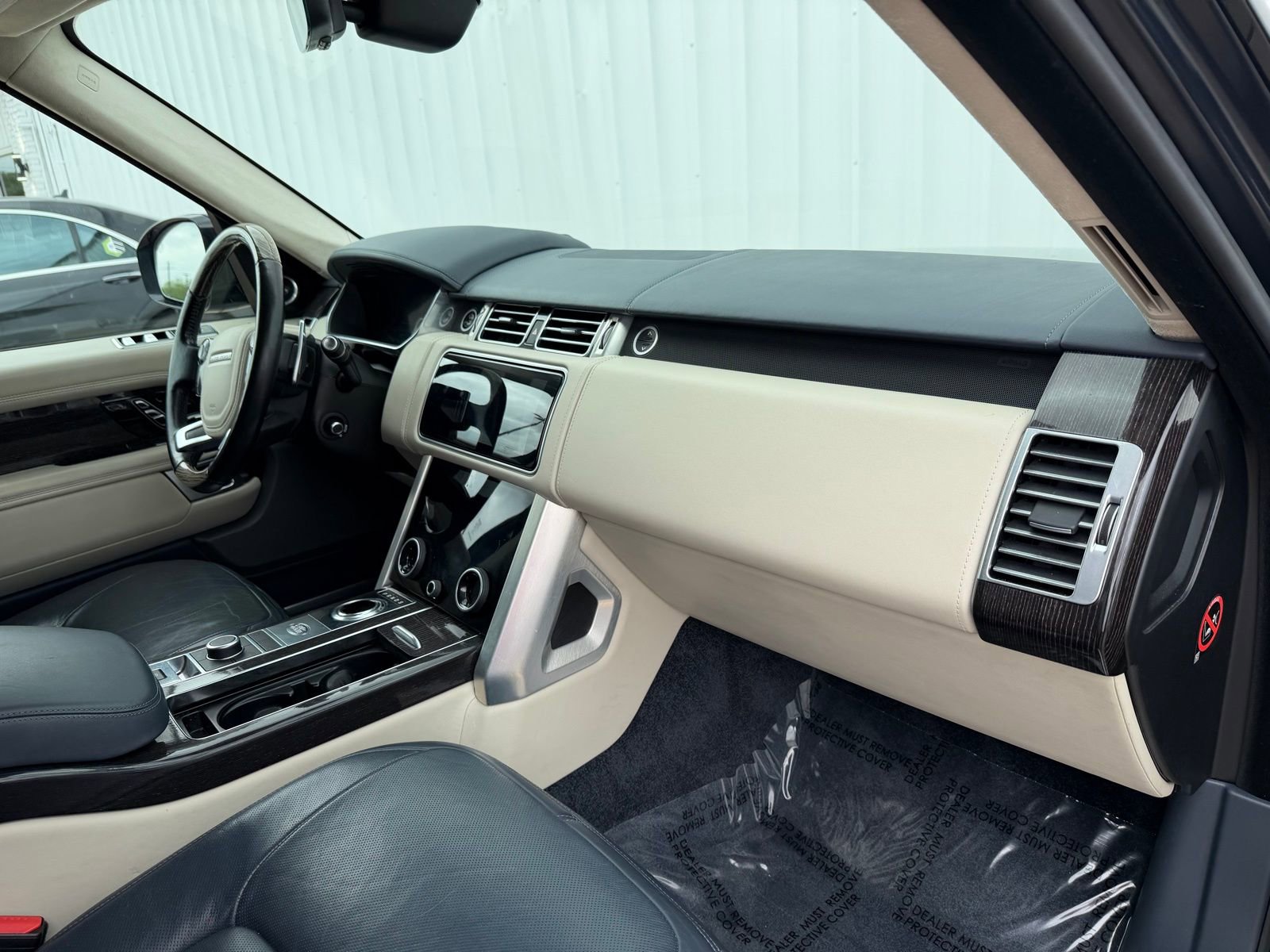 Used 2019 Land Rover Range Rover Long Wheelbase Autobiography AWD/4WD image 20