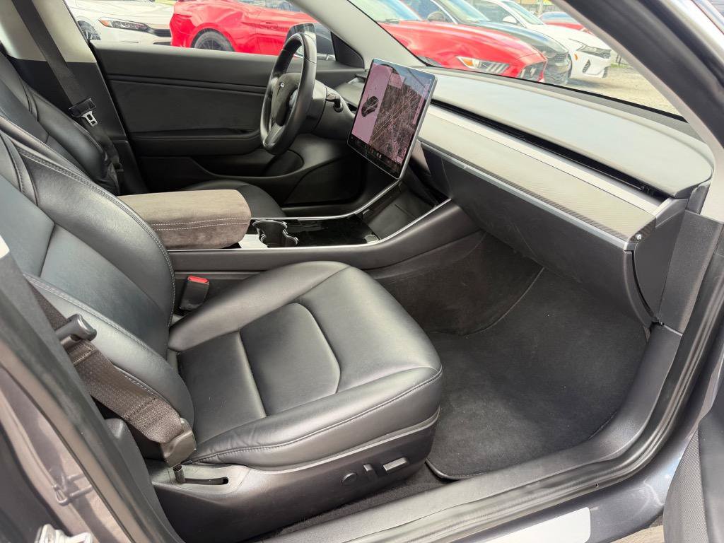 Used 2018 Tesla Model 3 Long Range AWD/4WD image 16