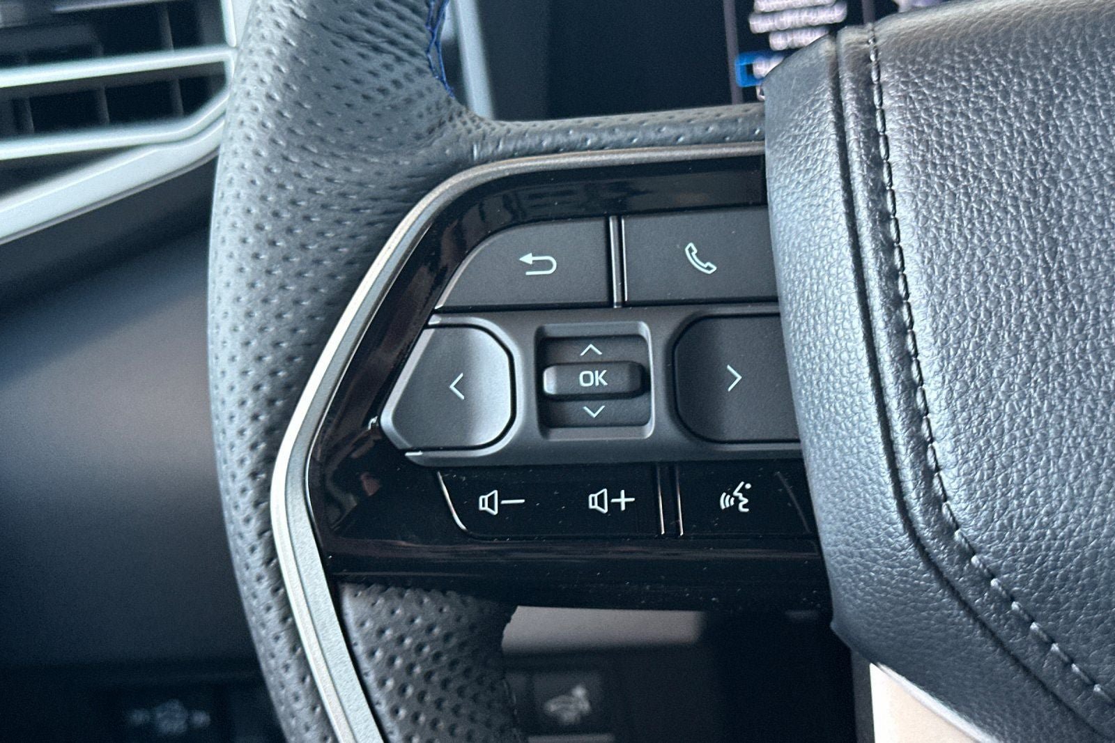 New 2026 Toyota Tundra Platinum AWD/4WD image 26