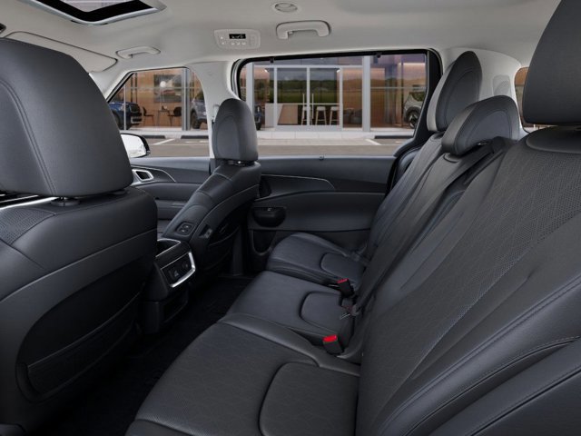 New 2026 Kia Carnival SX w/ SX Dark Edition Package image 18