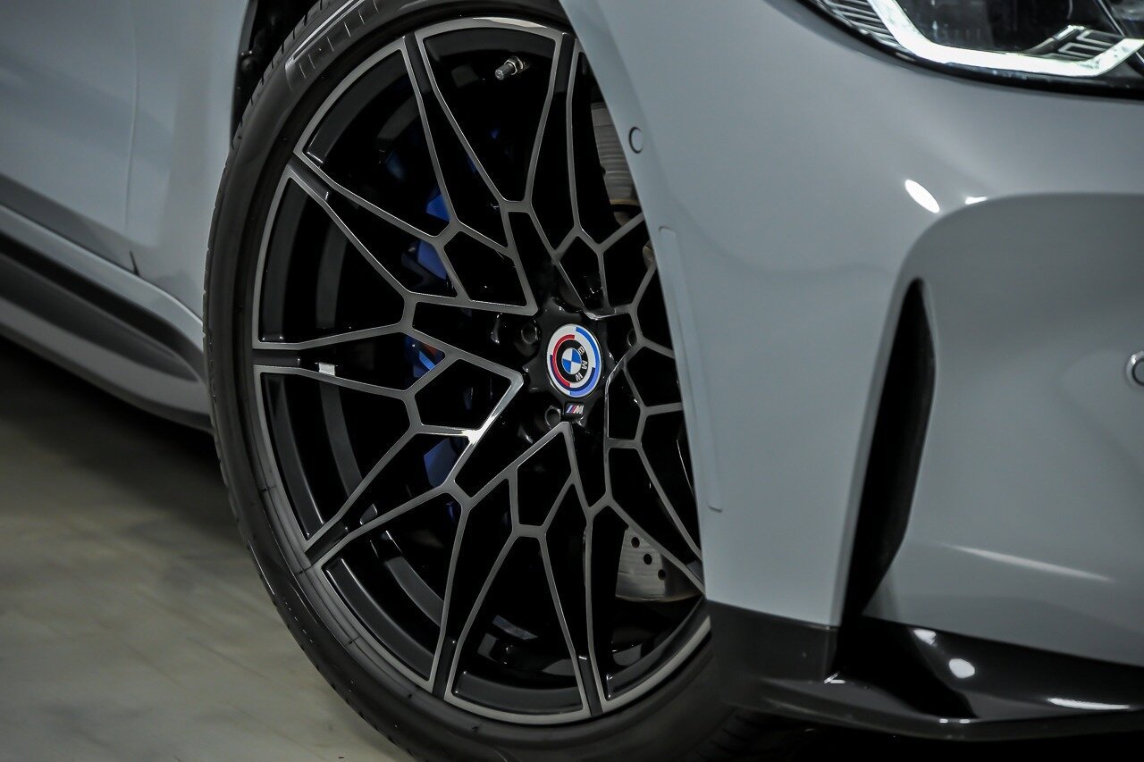 Used 2023 BMW M4 xDrive Competition w/ M Carbon Exterior Package AWD/4WD image 4