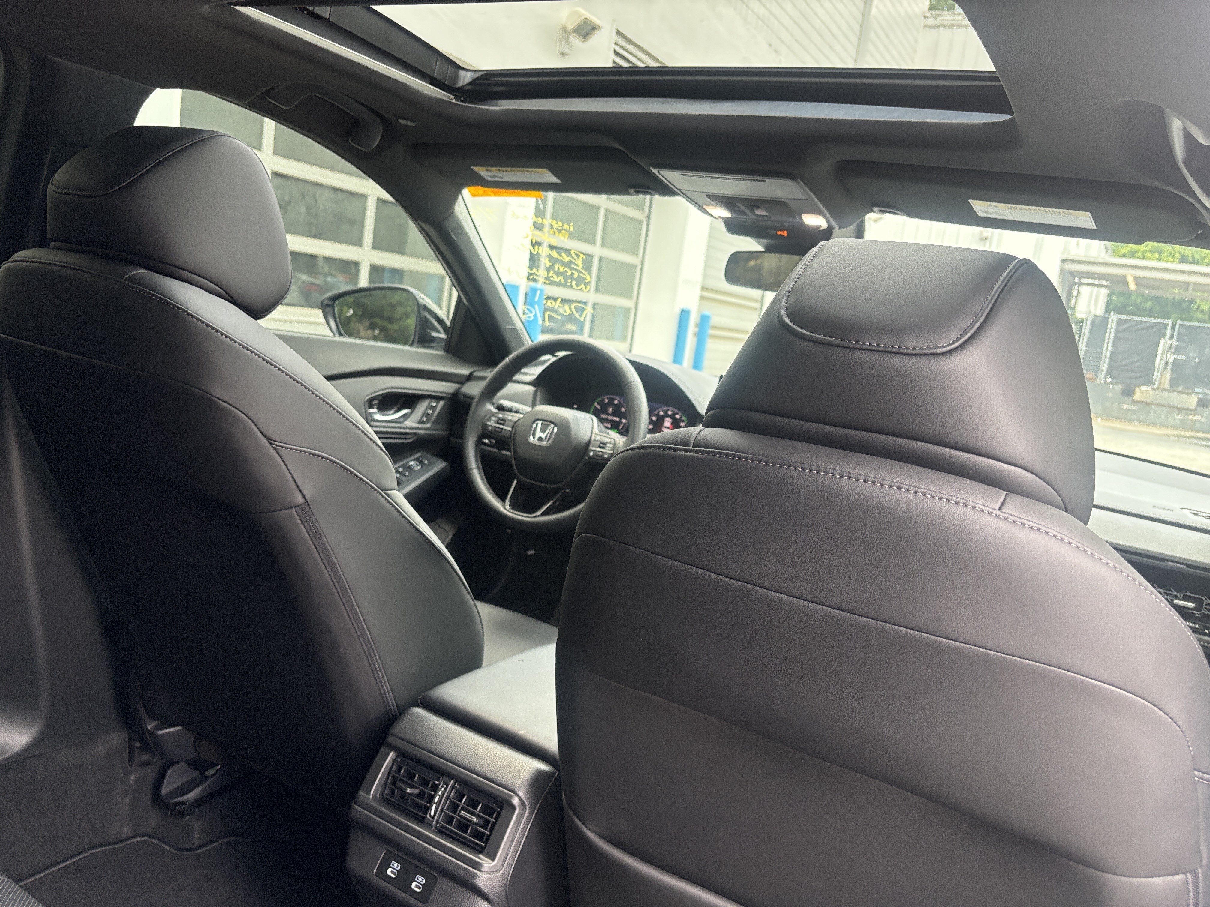 Used 2025 Honda Accord Sport image 33