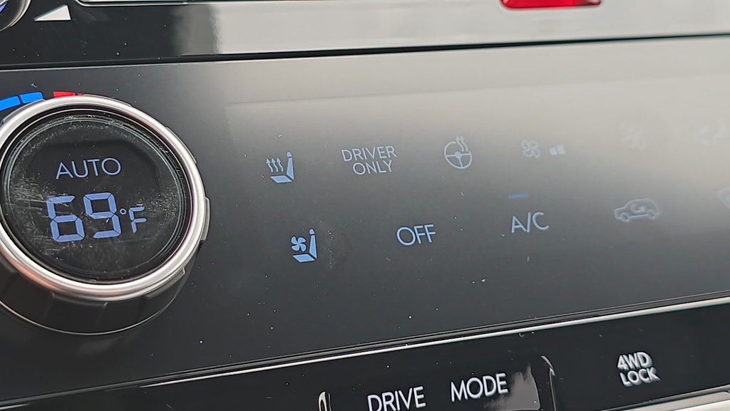 New 2026 Hyundai Santa Fe Limited AWD/4WD image 32