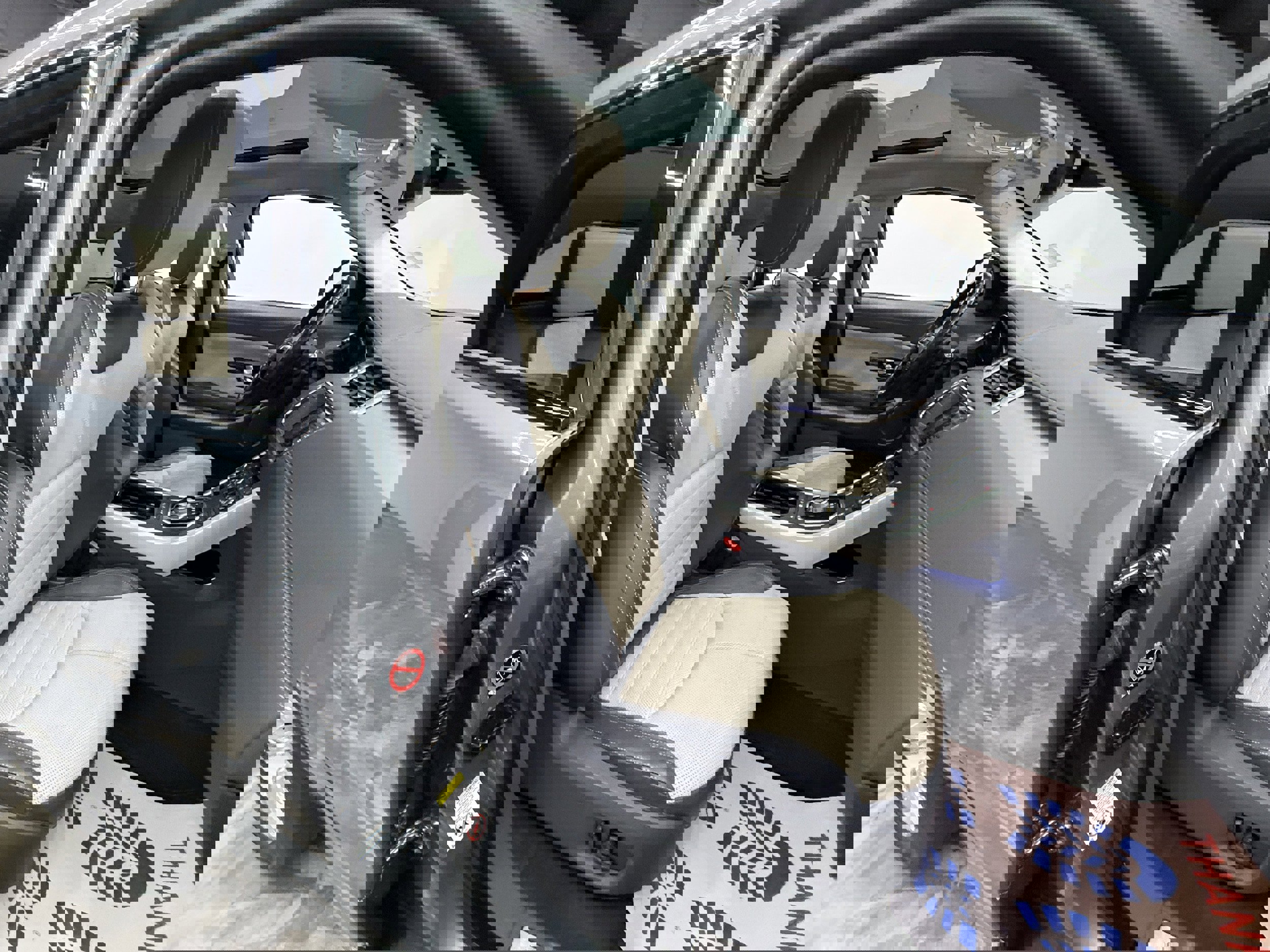 Used 2016 Land Rover Range Rover Evoque HSE Dynamic image 22