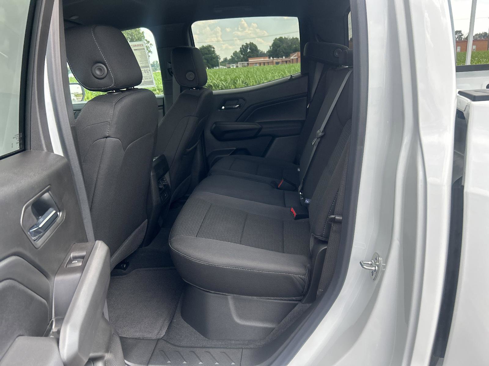 New 2025 GMC Canyon Elevation image 11