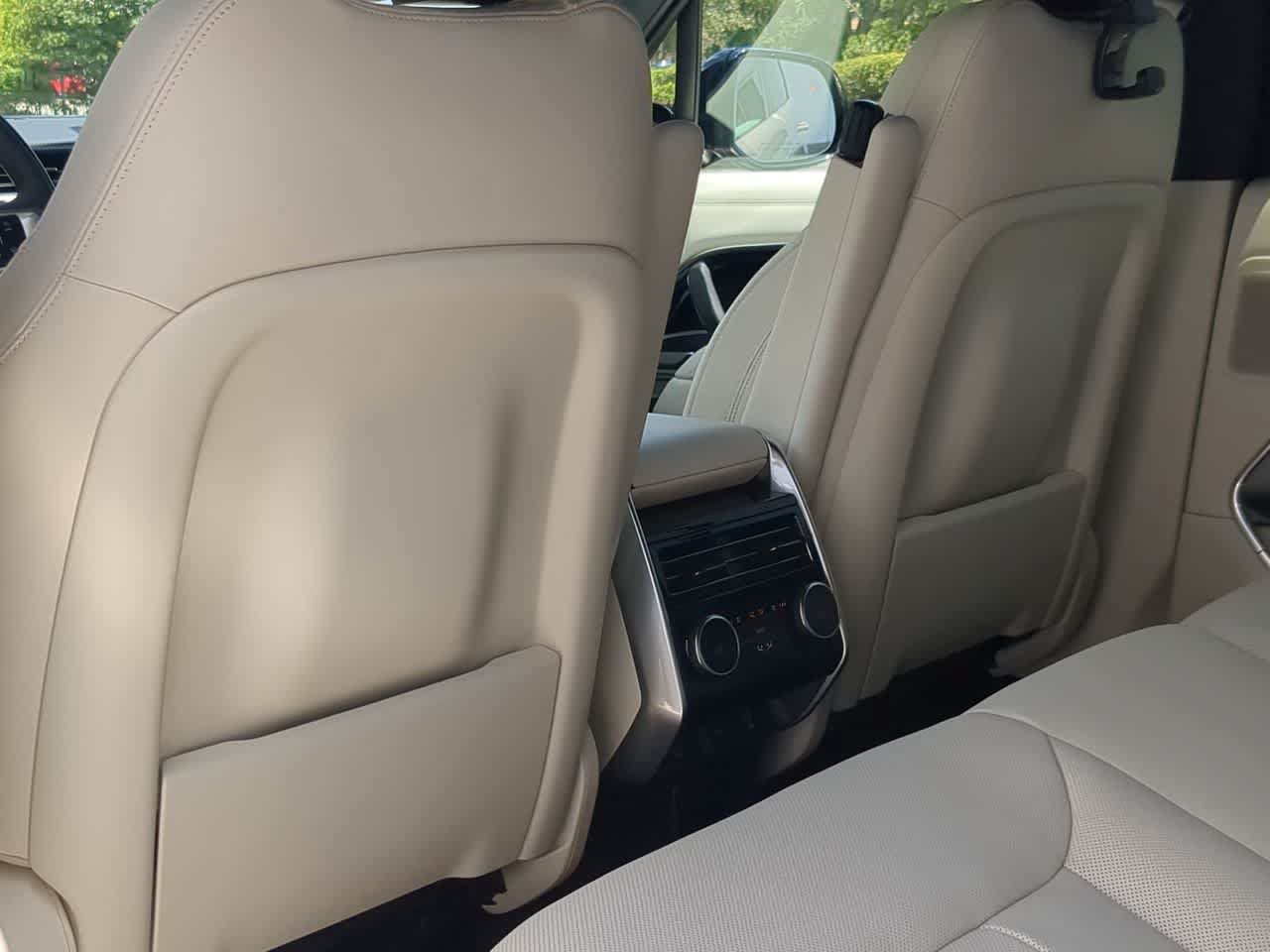 New 2026 Land Rover Range Rover SE AWD/4WD image 18