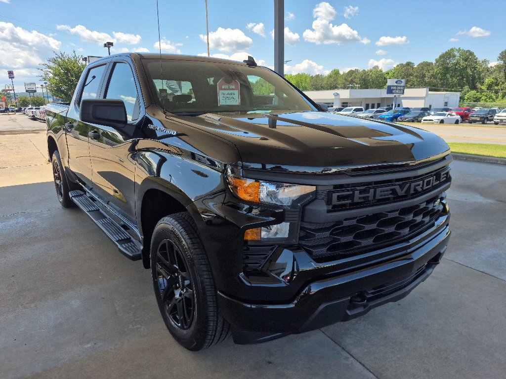 New 2026 Chevrolet Silverado 1500 Custom AWD/4WD image 3