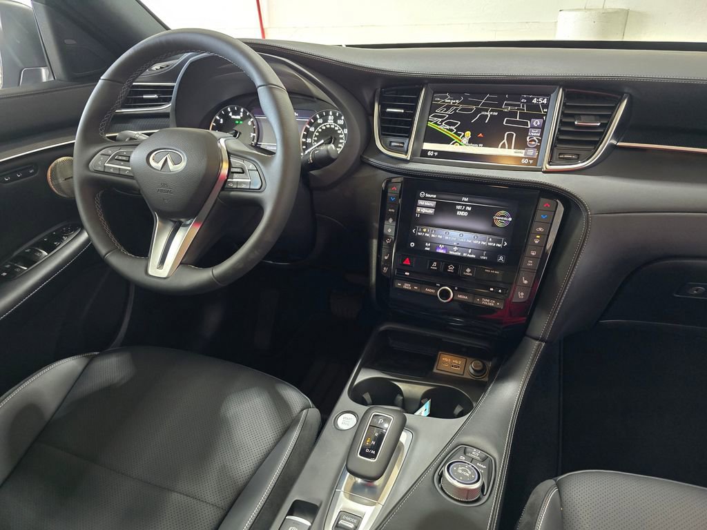 New 2025 INFINITI QX50 Sport image 35