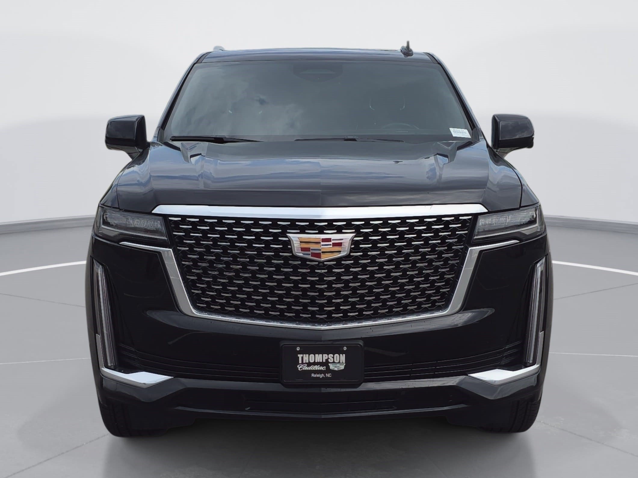 Used 2023 Cadillac Escalade Premium Luxury AWD/4WD image 8