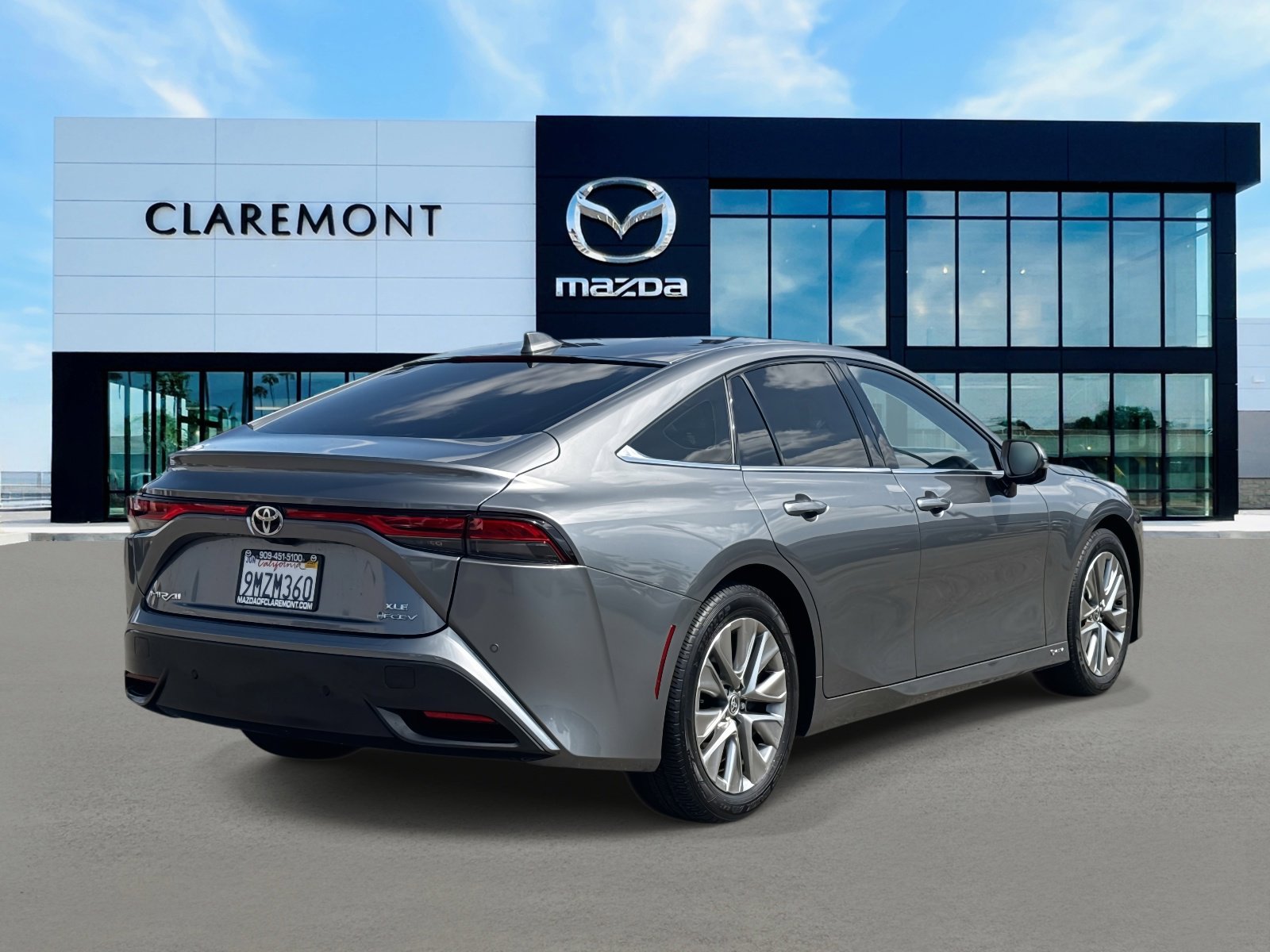 Used 2024 Toyota Mirai w/ Advanced Technology Package image 5