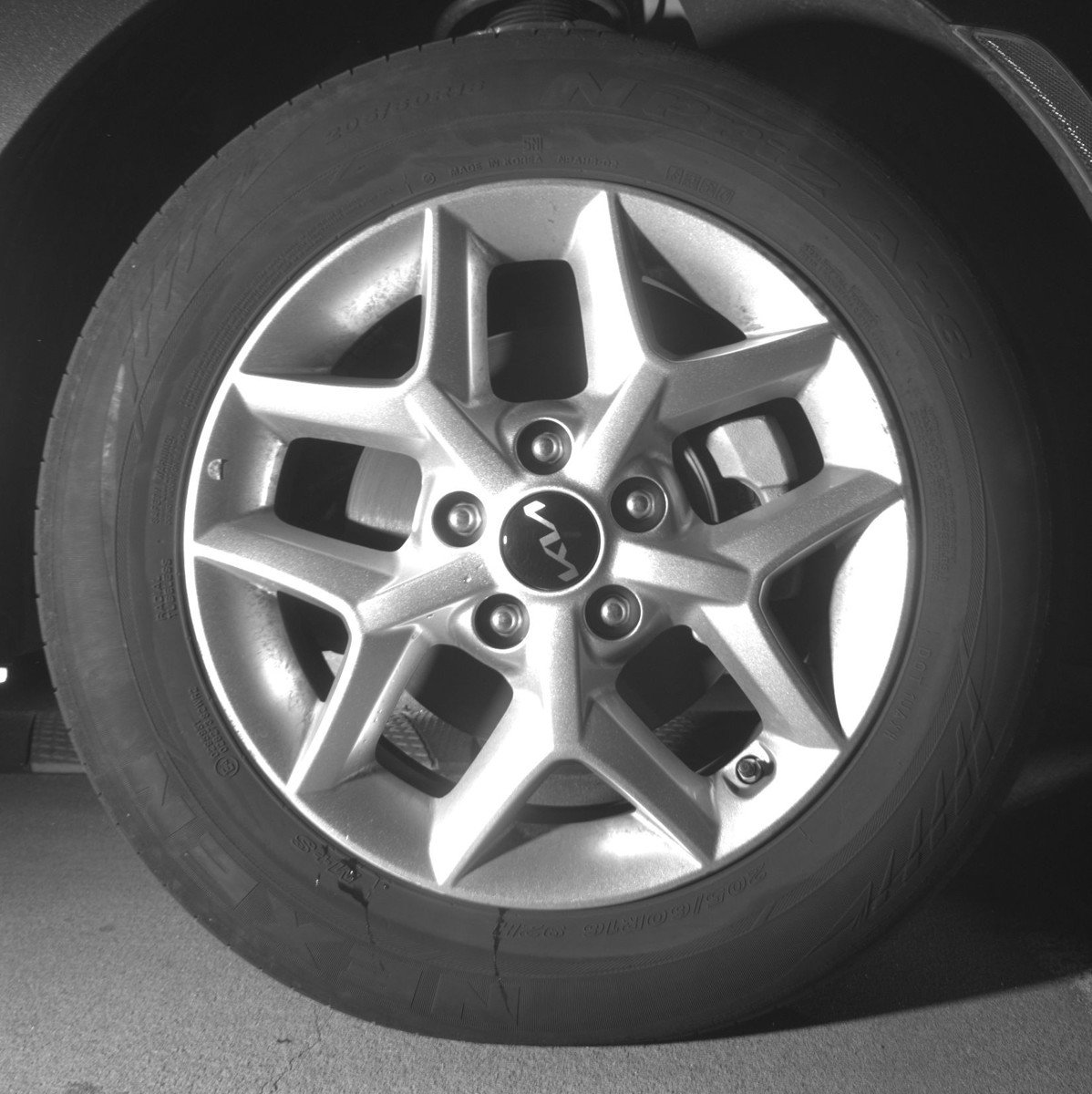 Used 2025 Kia Soul LX w/ LX Technology Package image 13