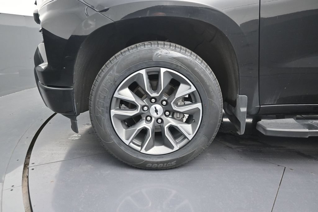 Used 2023 Chevrolet Silverado 1500 RST RWD image 9