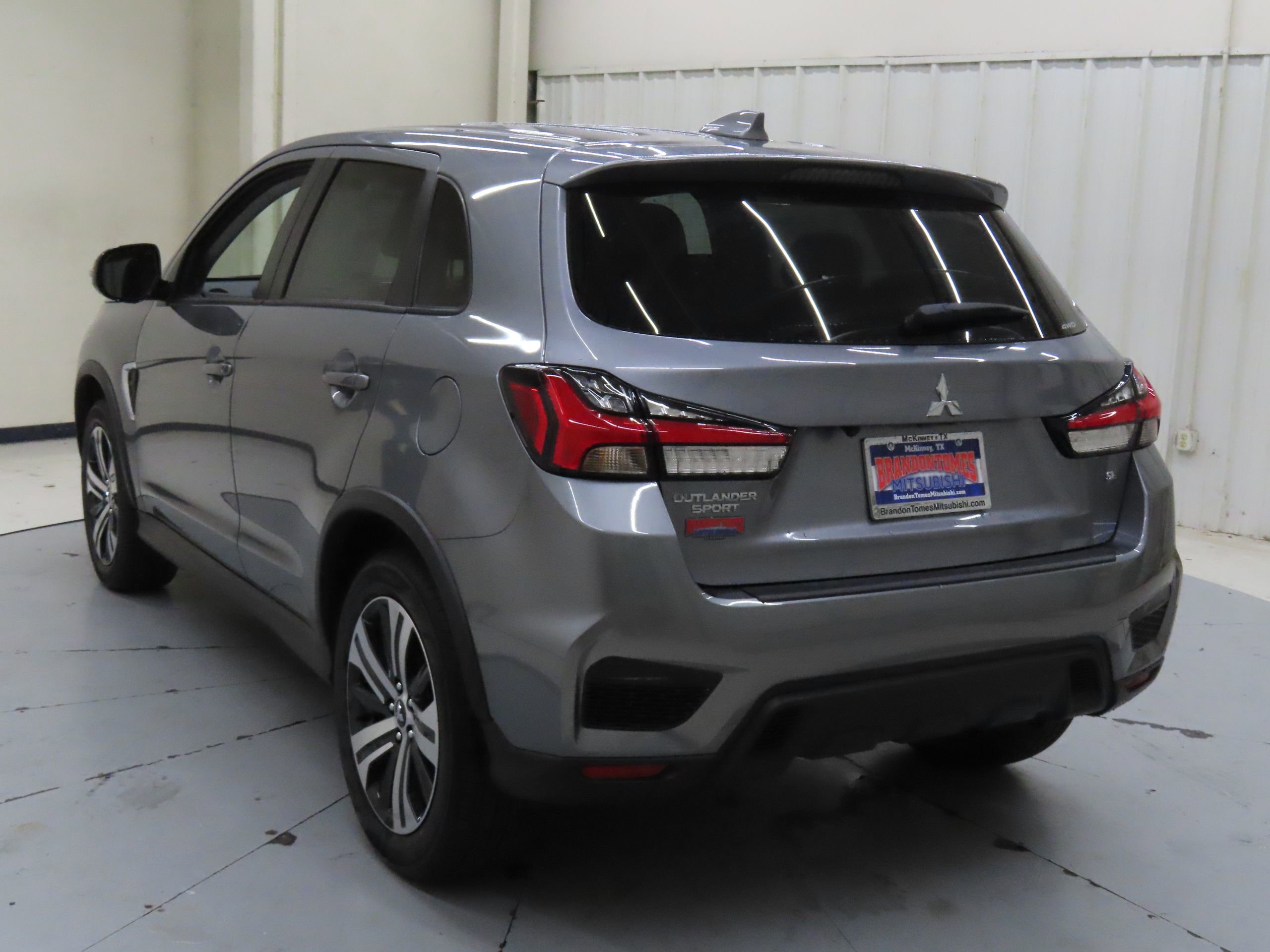 New 2025 Mitsubishi Outlander Sport SE image 5