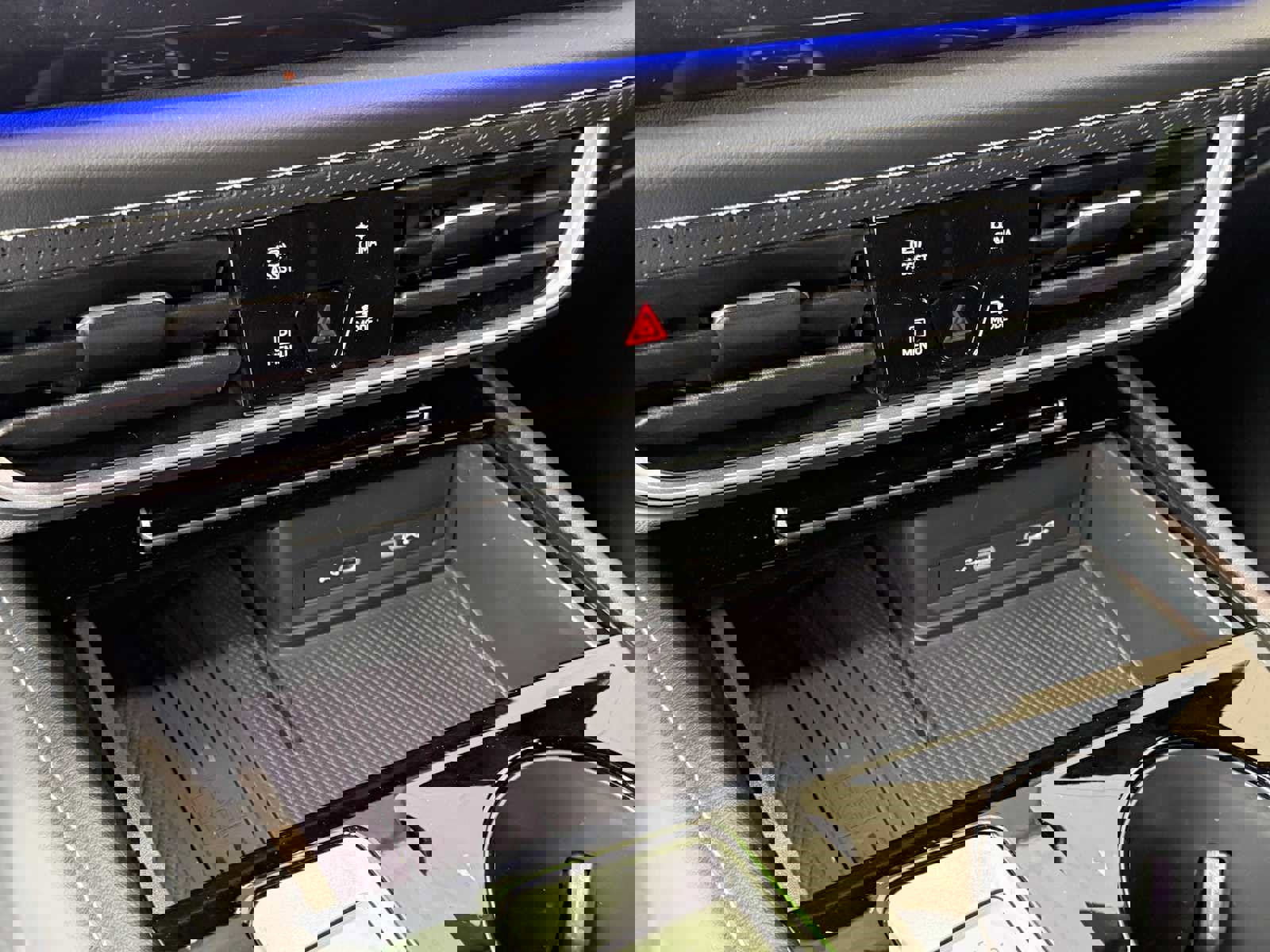 New 2026 Volkswagen Atlas Cross Sport SEL Premium R-Line image 15