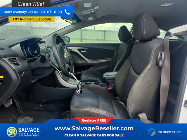 Used 2013 Hyundai Elantra FWD image 9