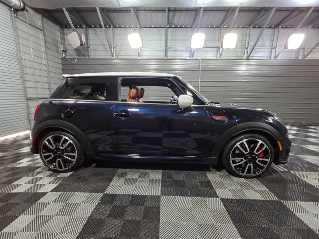 Used 2022 MINI Cooper John Cooper Works w/ Driver Assistance Package FWD image 9