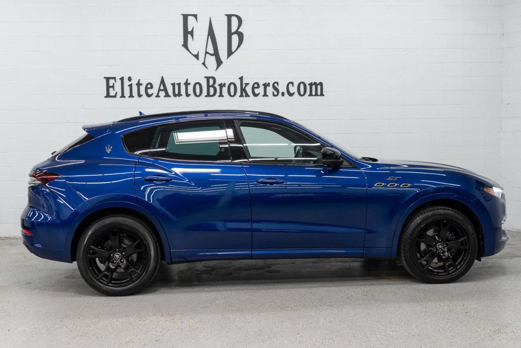 Used 2022 Maserati Levante GT AWD/4WD image 5