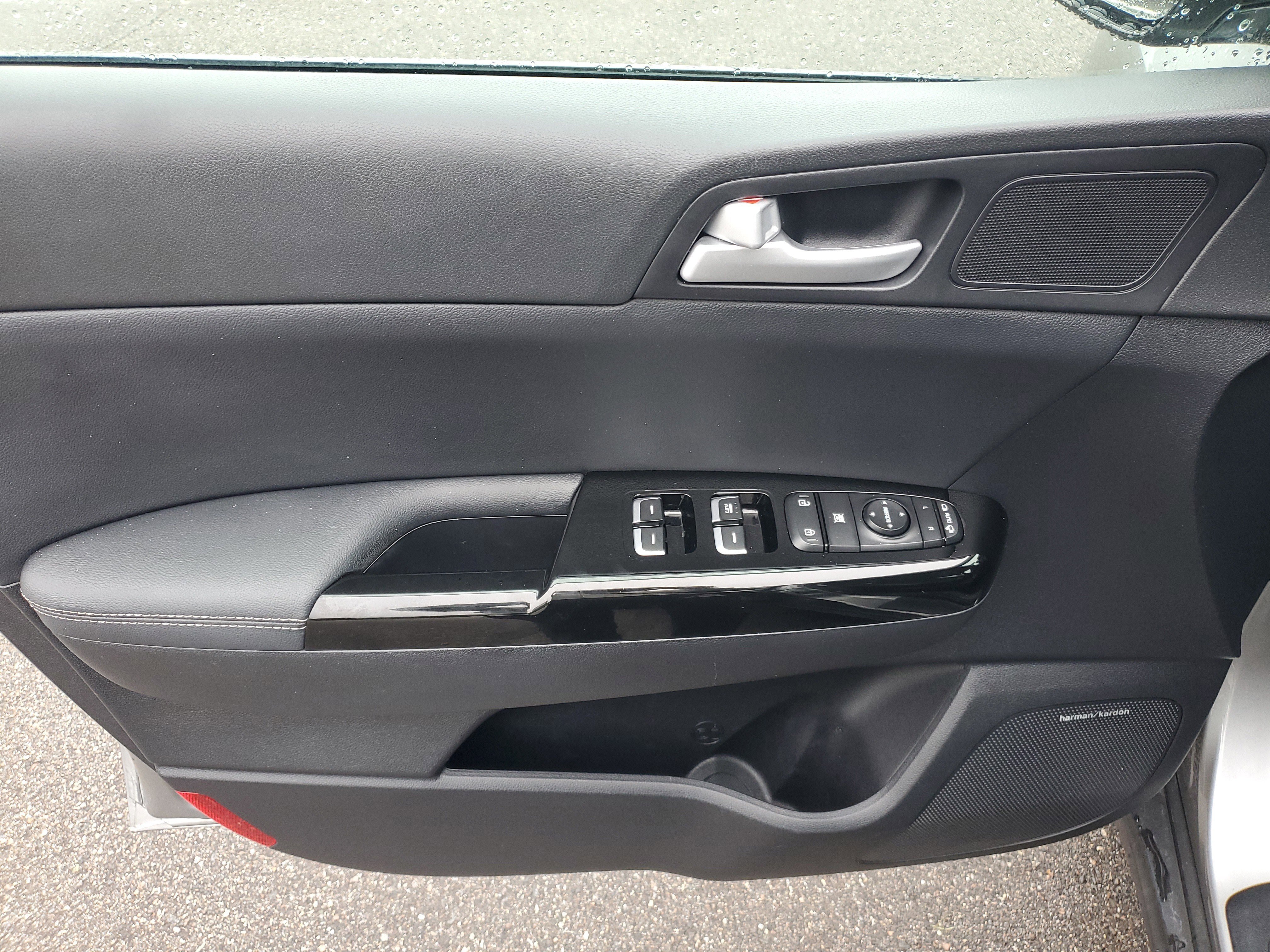 Certified 2021 Kia Sportage EX w/ EX Technology Package image 22