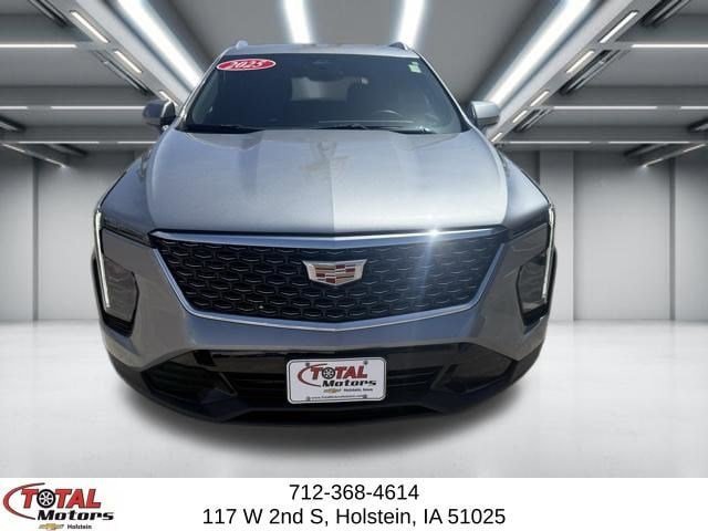 Used 2025 Cadillac XT4 Premium Luxury AWD/4WD image 3