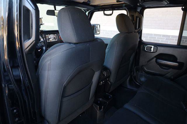Used 2018 Jeep Wrangler Unlimited Sport S AWD/4WD image 21