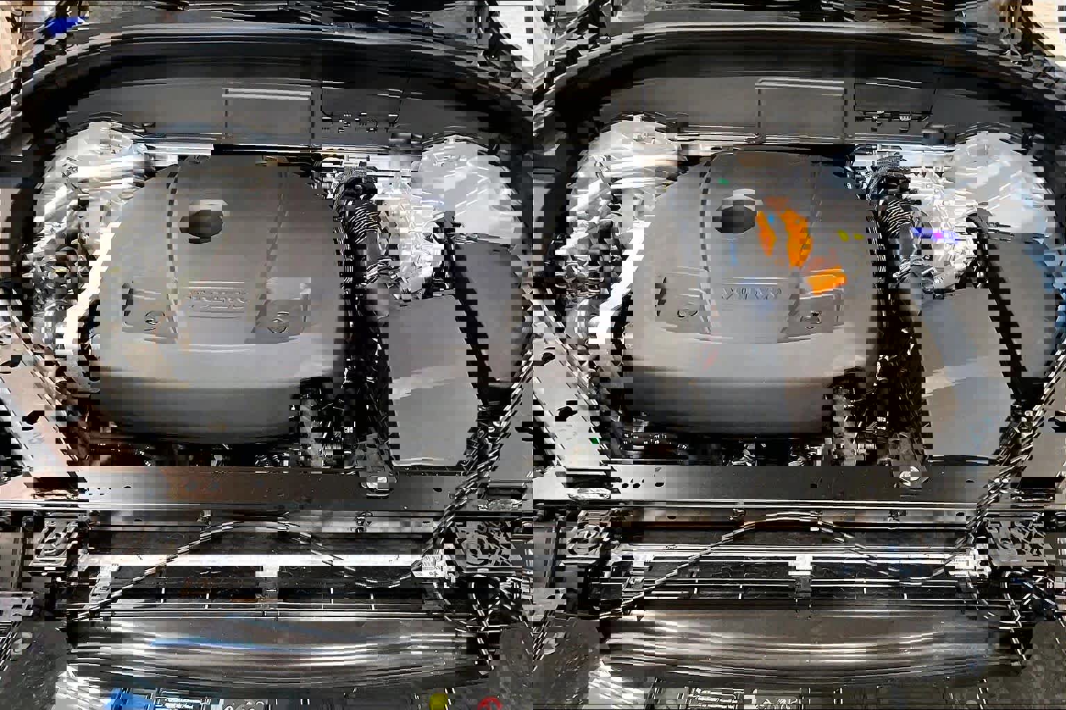 New 2026 Volvo XC60 T8 Plus w/ Protection Package Premier image 14