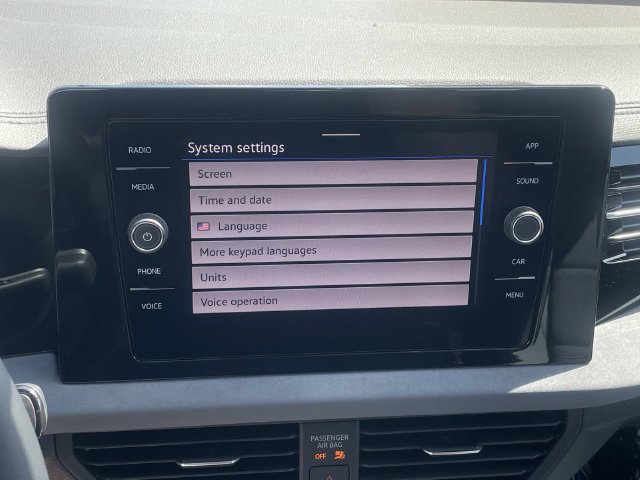 New 2026 Volkswagen Jetta SE FWD image 14
